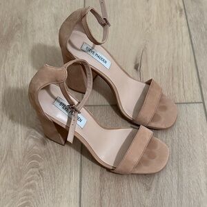 Steve Madden Women's Tan Suede Block Heel Sandals